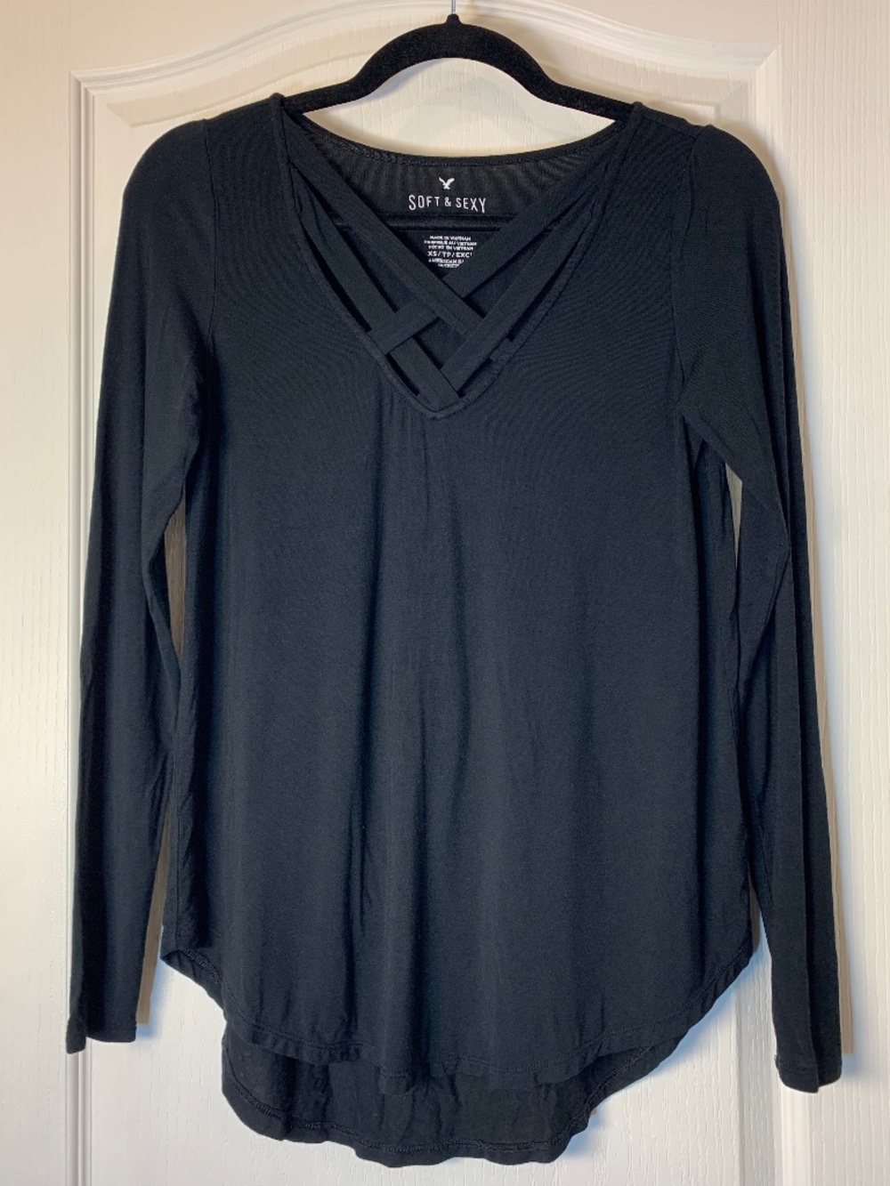 American Eagle Soft & Sexy Black Long Sleeve Strappy V-Neck Tunic Top XS AEO